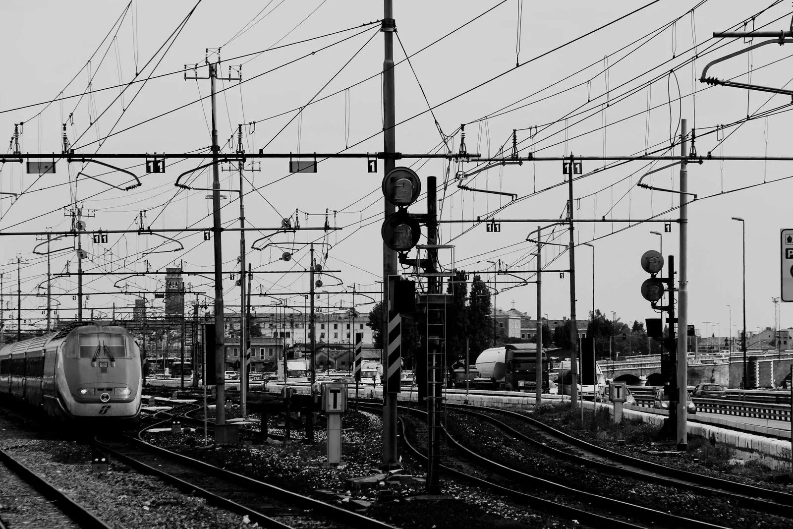 Photograph from Ruth Perlman, The Long Way Round